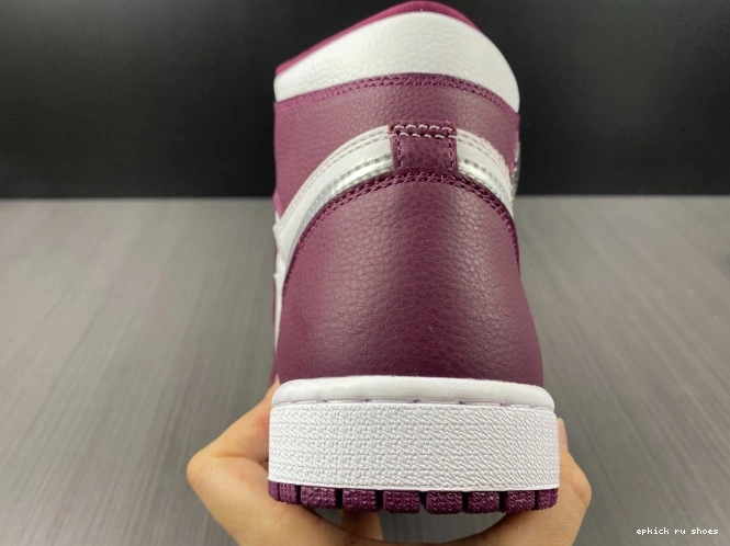 Cheap 555088-611 Bordeaux Jordan OG High 1 Air 0715
